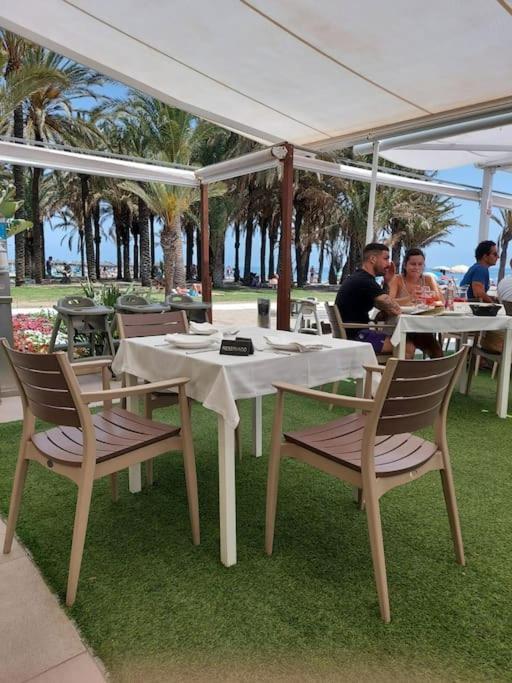 Lux. Frontbeach-Terrace. 5 Pools.Tv. 2 A.C.Netflix Benalmádena Buitenkant foto