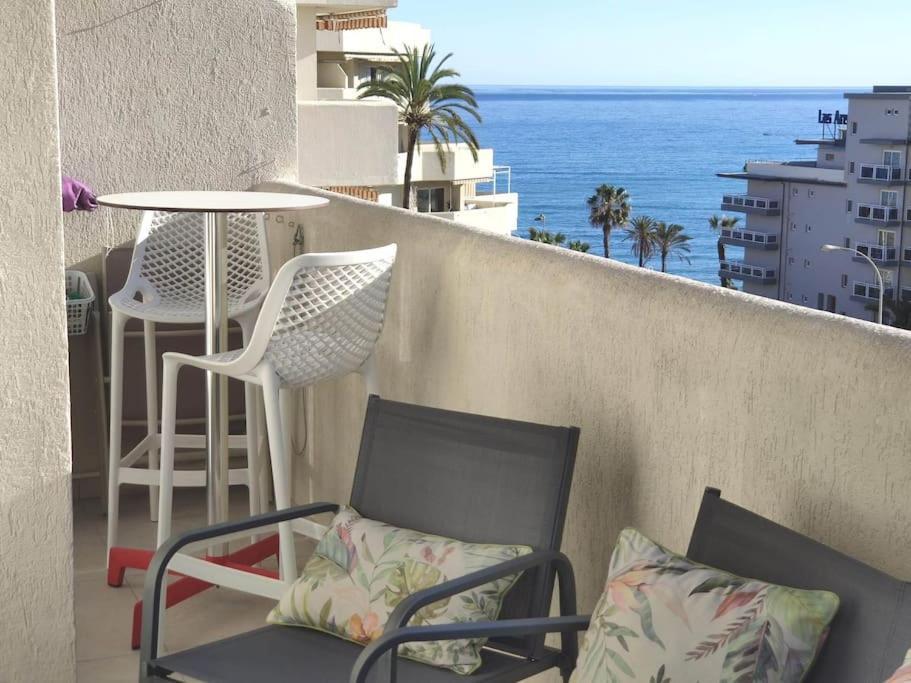 Lux. Frontbeach-Terrace. 5 Pools.Tv. 2 A.C.Netflix Benalmádena Buitenkant foto