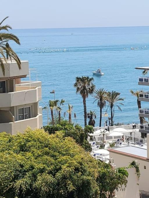 Lux. Frontbeach-Terrace. 5 Pools.Tv. 2 A.C.Netflix Benalmádena Buitenkant foto