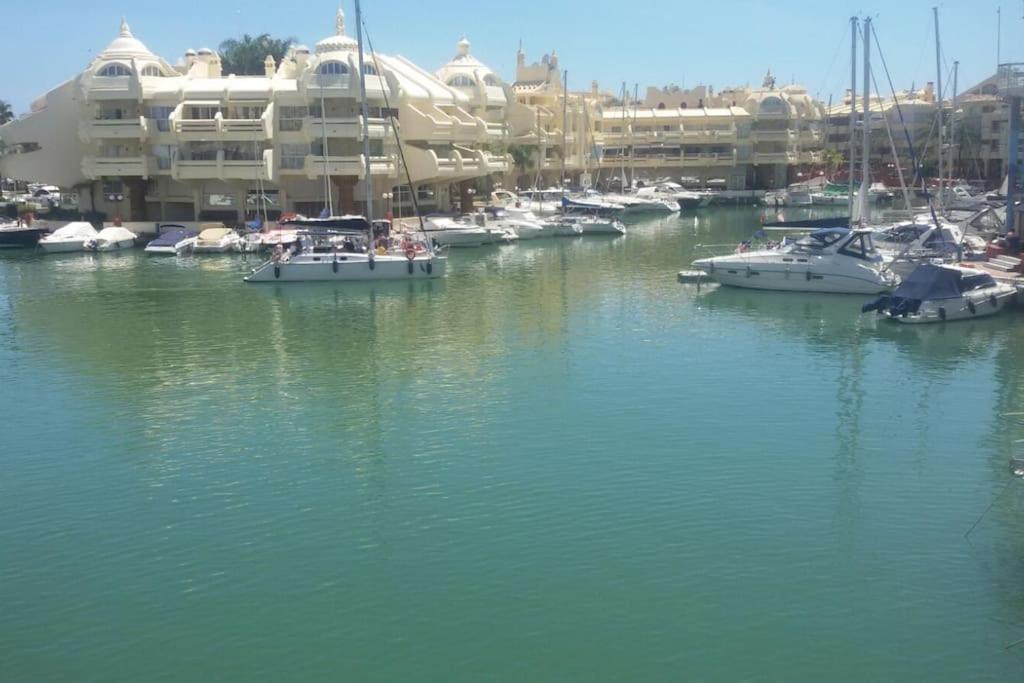 Lux. Frontbeach-Terrace. 5 Pools.Tv. 2 A.C.Netflix Benalmádena Buitenkant foto